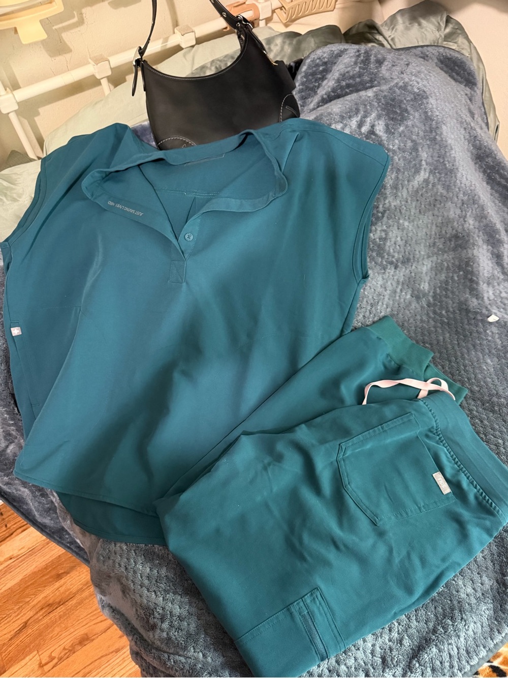 Figs Teal Medical Scrub Top and Pants Set